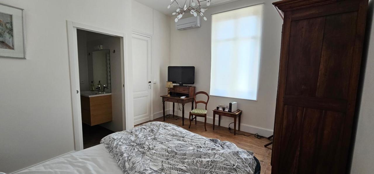 Chez Mag Bed & Breakfast ลีบอร์น ภายนอก รูปภาพ